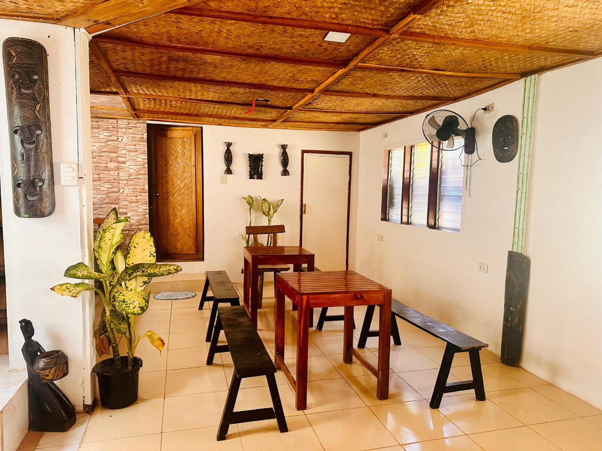 Hangout'S Hostel El Nido Exteriér fotografie
